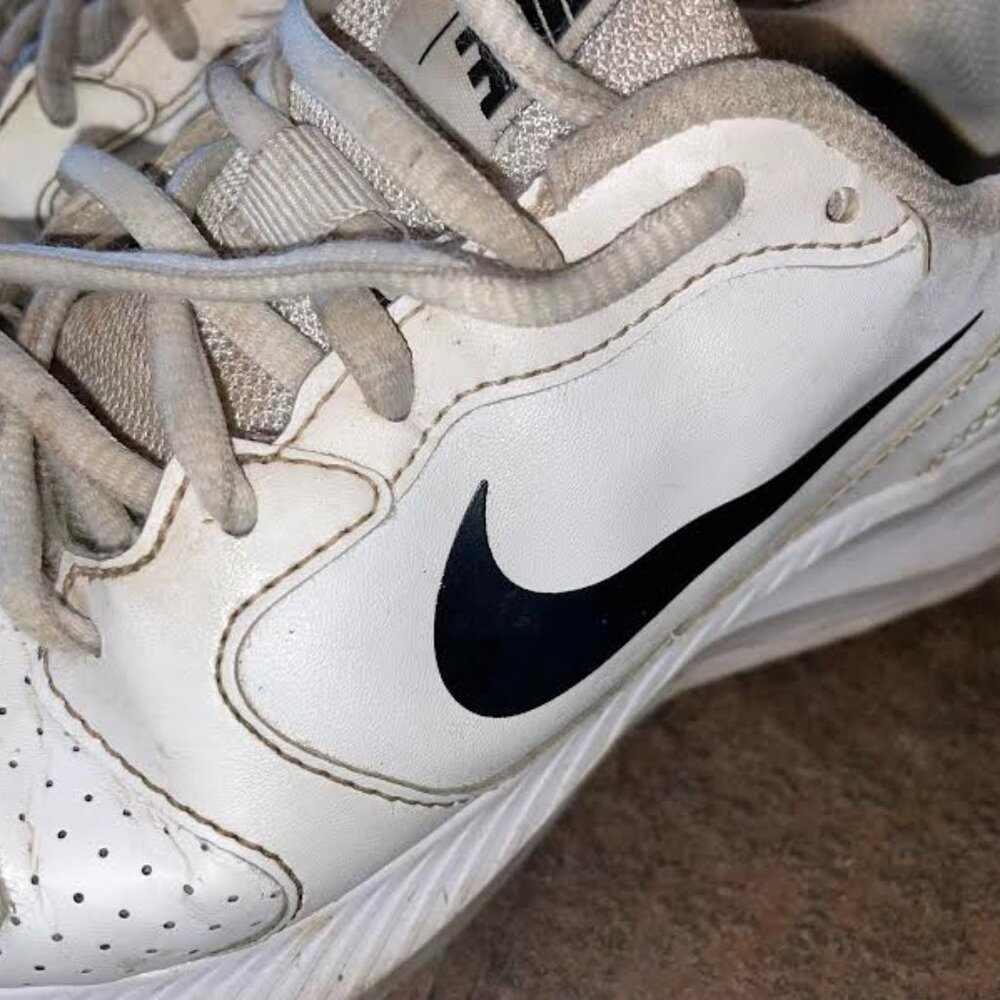 Nike White Todos Size 7 Athletic Running Shoes